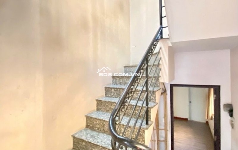 [T2471] Nhà lô góc mặt tiền hẻm kinh doanh đỉnh sát ĐH Tôn Đức Thắng giá 10.x tỷ